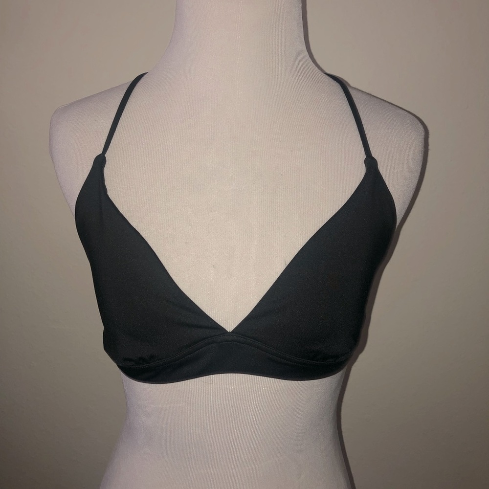 Victoria Sport Triangle Bra